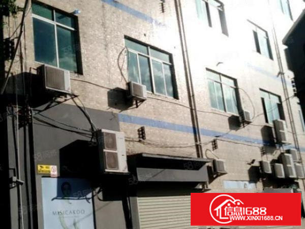 龙岗南联社区1300平方新装修水电齐全带2T货梯厂房优惠出租