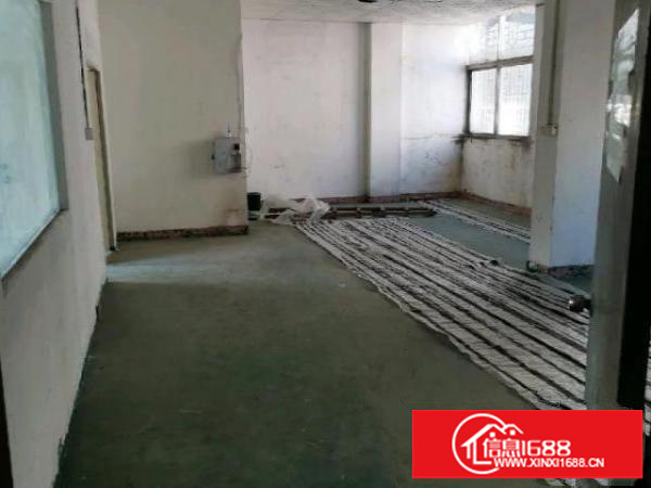 坪东村委厂房200-500平分租，免中介