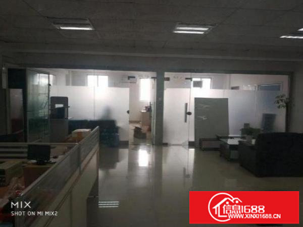 福永桥头地铁口附近600平带现成装修水电到位