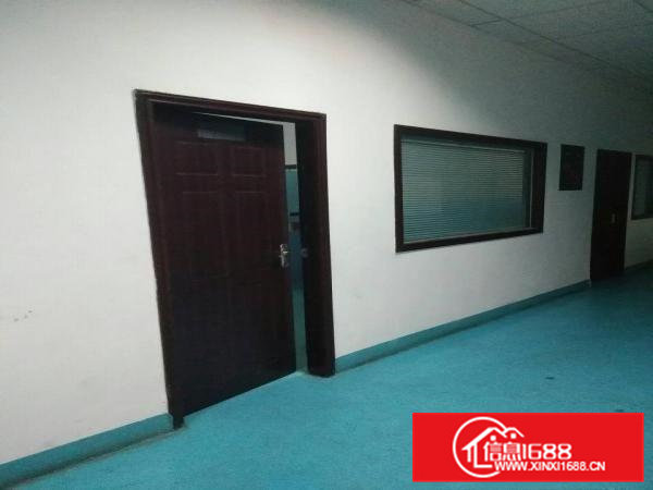 凤岗镇雁田村海关旁新空出三楼一整层600平米带装修