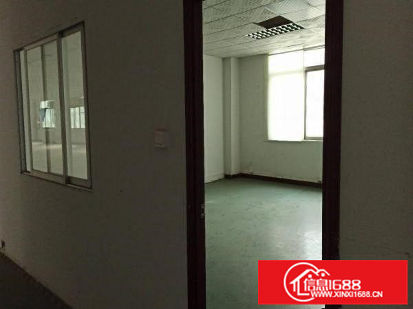 厂房出租龙岗横岗四联1100平方精装修楼上空地大原房东