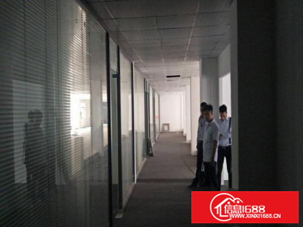 惠阳秋长1000平楼上带精装修厂房有地坪漆整层出租