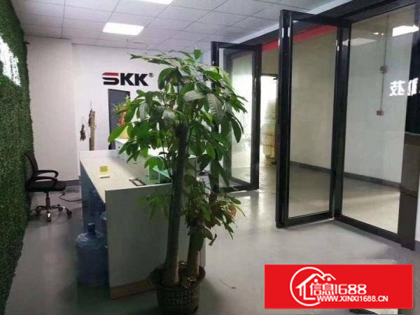 长安乌沙新出楼上1600平米厂房出租，（办公室）豪华装修