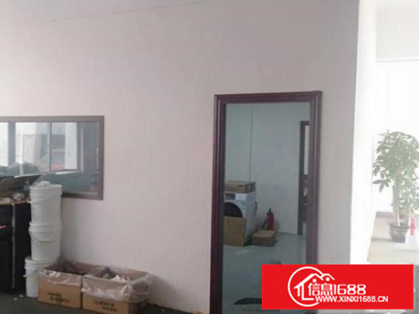 牛湖110号二楼厂260平方有装修