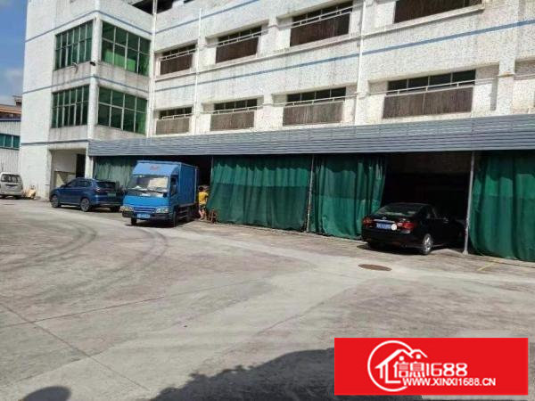 辅城坳工业区新出原房东二楼整层1300平方厂房招租，无公摊