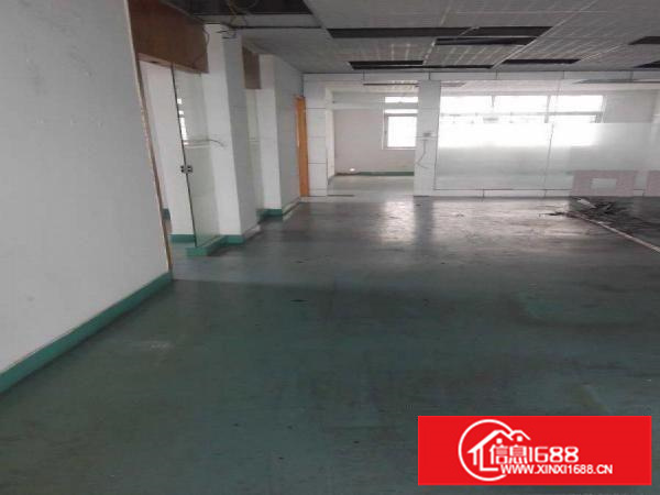 平湖新木村委附近新出4处厂房出租，400平起租