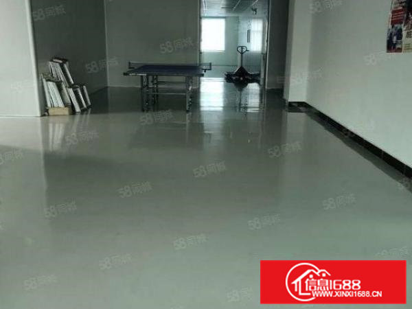 新出无尘车间带豪华装修2000平方，现成水电办公室无需转让费