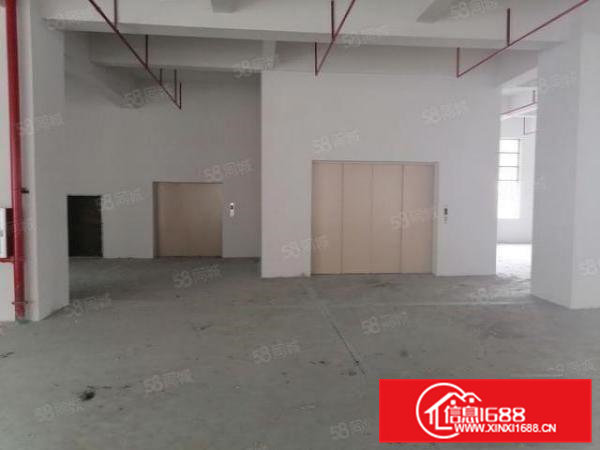 寮步镇全新厂房可办环评型像好，电梯可把小车升到楼顶，带客梯！