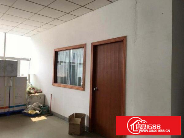 锦厦新空出楼上2100方带全新标准两吨货梯人流集中，交通方便