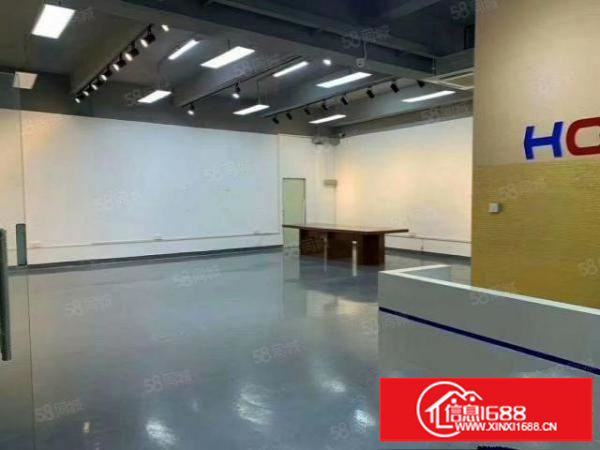 石岩北环路新出楼上精装修420平厂房，中央空调大气前台水电到