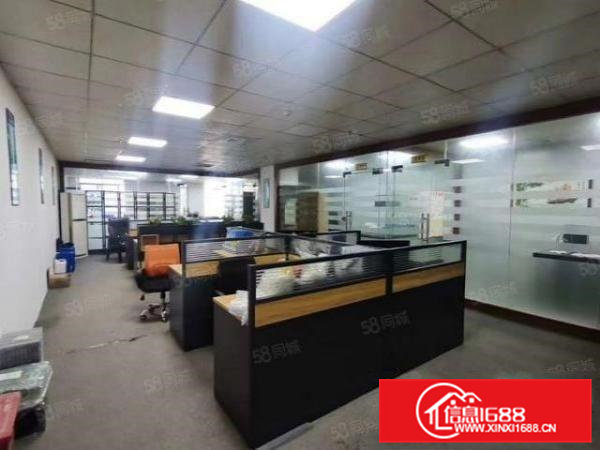 凤岗原房东三楼整层带装修1800平电子厂转租