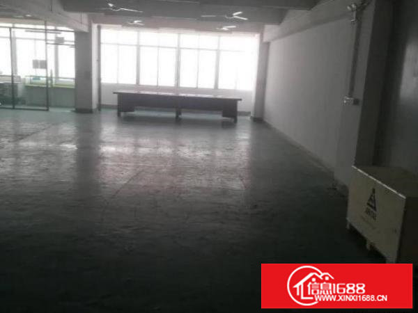 布吉秀峰工业城A5栋东130平米，超低价！房东急租！