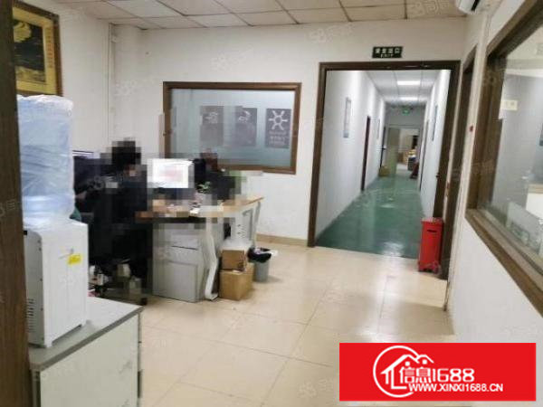 和平新出原房东，精装修不要转让费600平，超长免租期