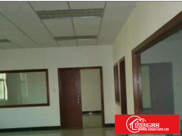 凤岗1-3楼2000平米厂房【分租】