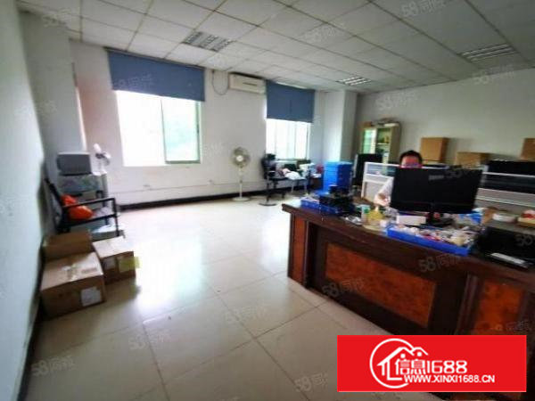 石岩新出850平带装修标准厂房出租