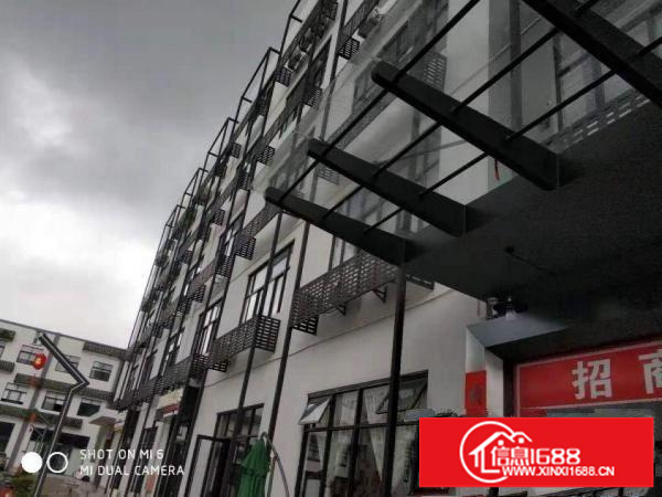 六约地铁站带装修电库办公室150-176平大小组合