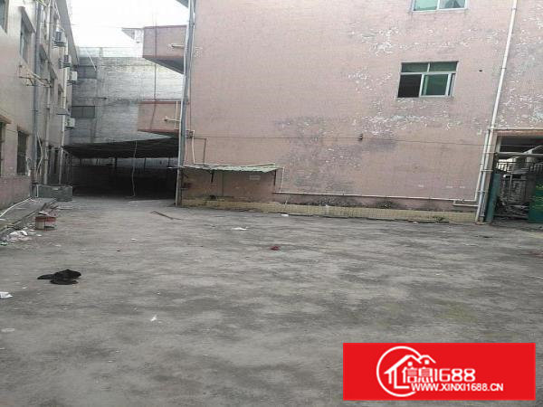 常黄路靠大朗苏坑厂房880平米