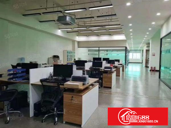 乌沙新出楼上1260平的无尘车间，重工业厂房