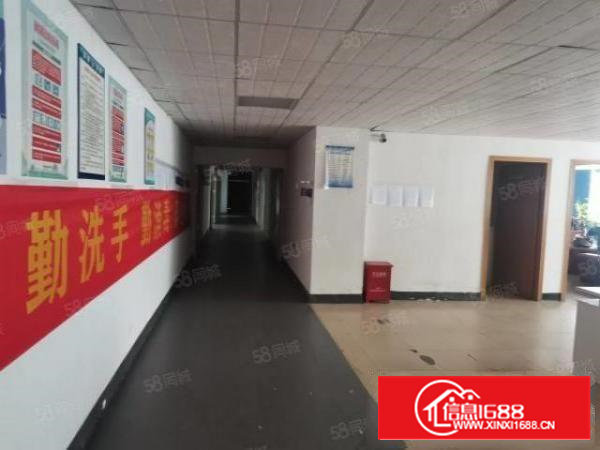 石岩物流园旁2楼一整层650平，精装修，无转让费