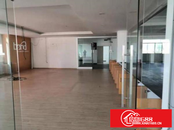 出租宝安区石岩物流园现成装修1500平方，只要20块