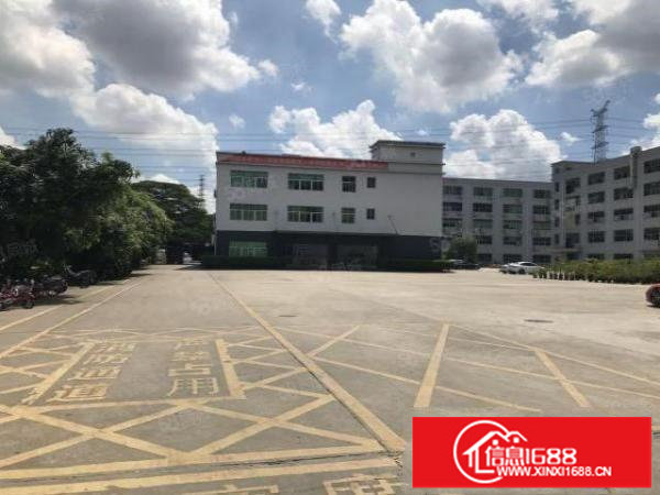 观澜楼上带装修厂房2600平出租