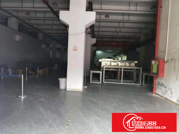 一手房东坪山工业园红本厂房一楼带牛角1900平米高度6.5