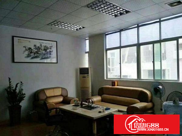 龙岗平湖独院二楼1500平米带装修/分租