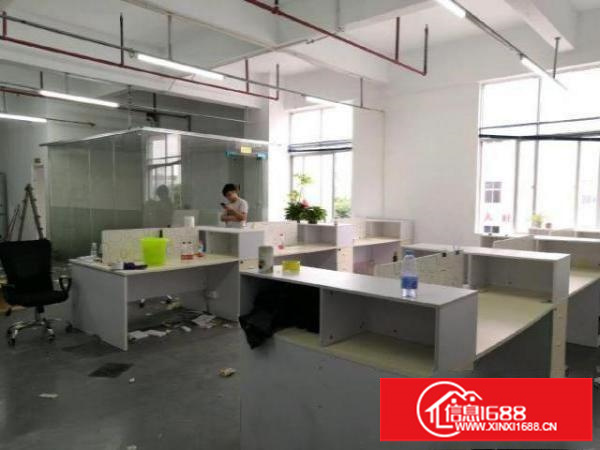 宝安沙井后亭地铁口附近楼上350平方带装修厂房出租