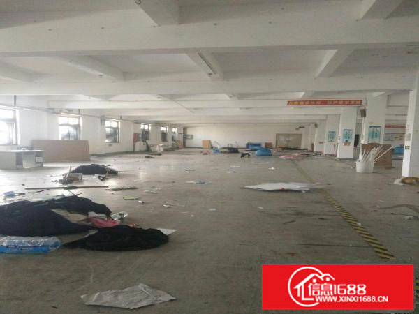 大芬地铁站口1000平方厂房出租，可分租