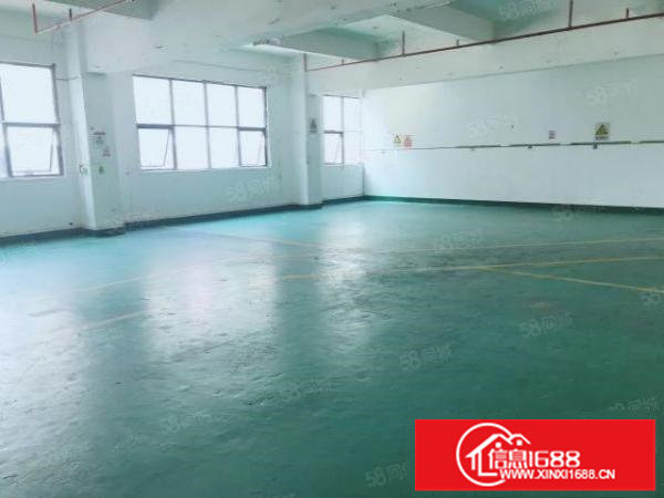 龙岗爱联地铁口厂房出租600平有装修价格带电梯独立卫生间