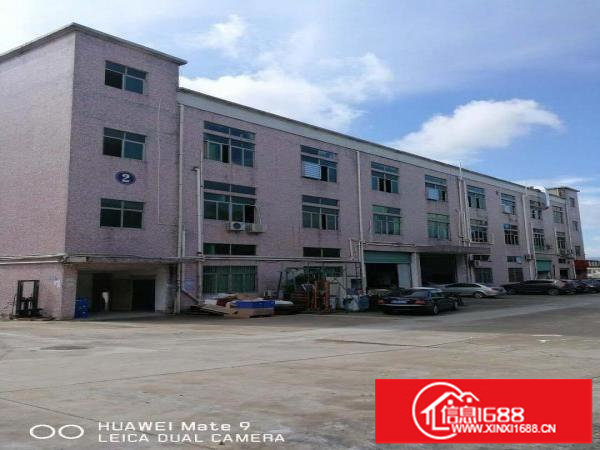 龙岗新生三楼550平清盘价空地1000