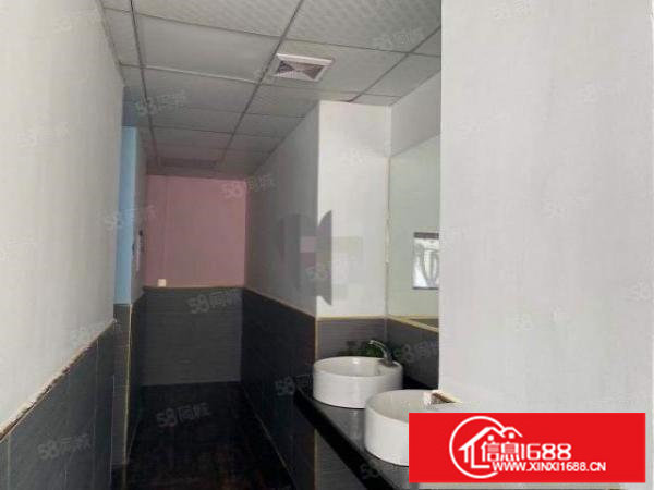 福永小独园带红本厂房楼上450平车位充足适合办公研发等