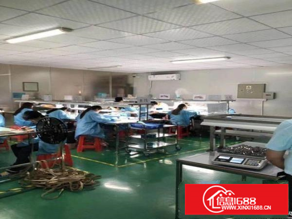 横岗六约塘坑地铁站三楼新出900厂房出租可分450