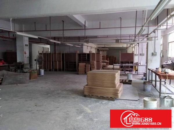 秋长白石600平现成丝印、喷油厂房三相电工业园内