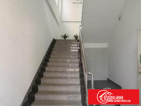 转让！南联大型工业园3楼1200平豪华装修厂房出租