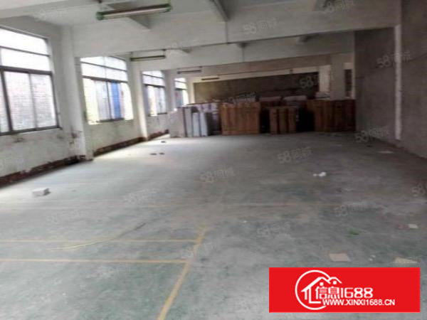 石岩万大工业区400平一楼厂房转让，交通便货柜车可以到无中介