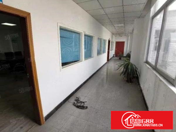 长安358省道边标准一楼450平米，豪华办公室装修水电齐全