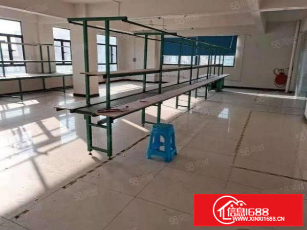 大岭山杨屋村空出楼上精装修标准厂房350方出租