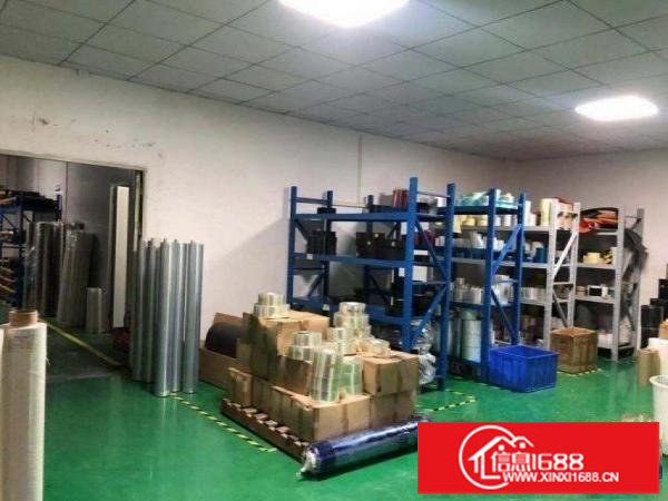 横岗安良原房东楼上整层1200平实际面积带地坪漆厂房出租