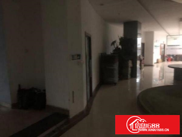 横岗六约急租出租横岗办公室仓库150到250平方左右