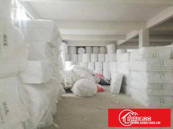 坑梓工业区标准一二楼，每层1800平米，可以分层租