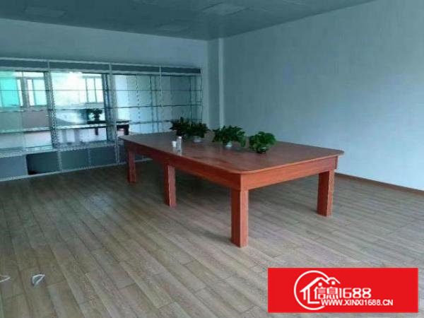 出租凤岗镇金凤凰工业区300平方精装修办公室，水电齐全