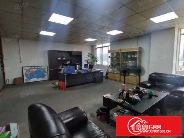 凤岗原房东三楼整层带装修1800平电子厂转租