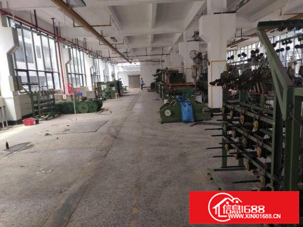 横岗产业园厂房仓库出租一楼1500平方，空地大，层高5.5米