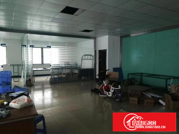 长安锦厦，新出楼上650平带精装修办公室，电子车间水电齐全