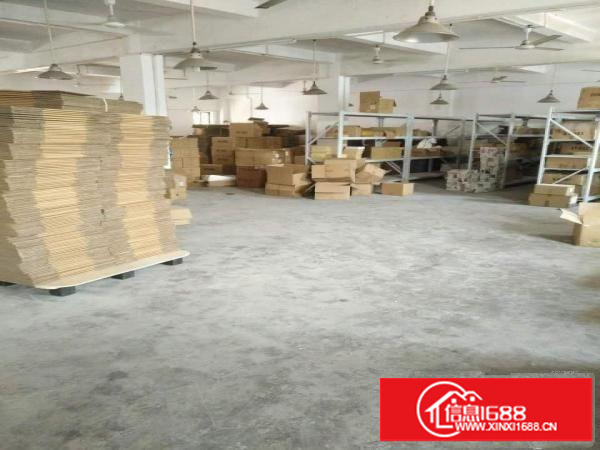 坂田雪象工业区一楼仓库厂房400平米