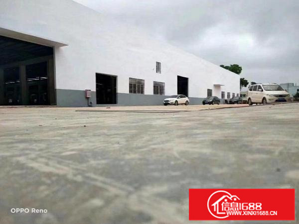 有土地证，消防合格证。