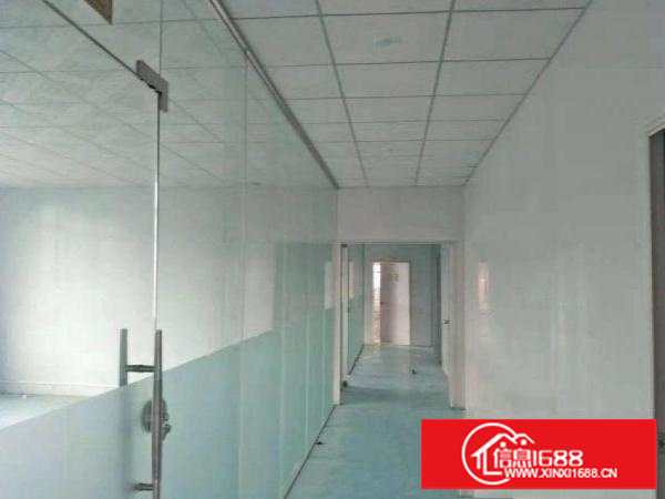 平湖附近楼上1700平主带装修出租可分租