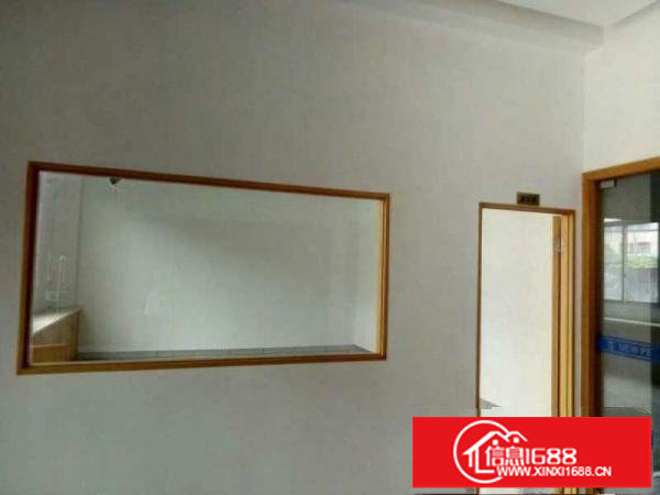 坑梓秀新光祖中学附近新出一楼580平高4.8米招租