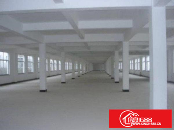 平湖鹅公岭1500方标准三楼厂房出租，方正实用